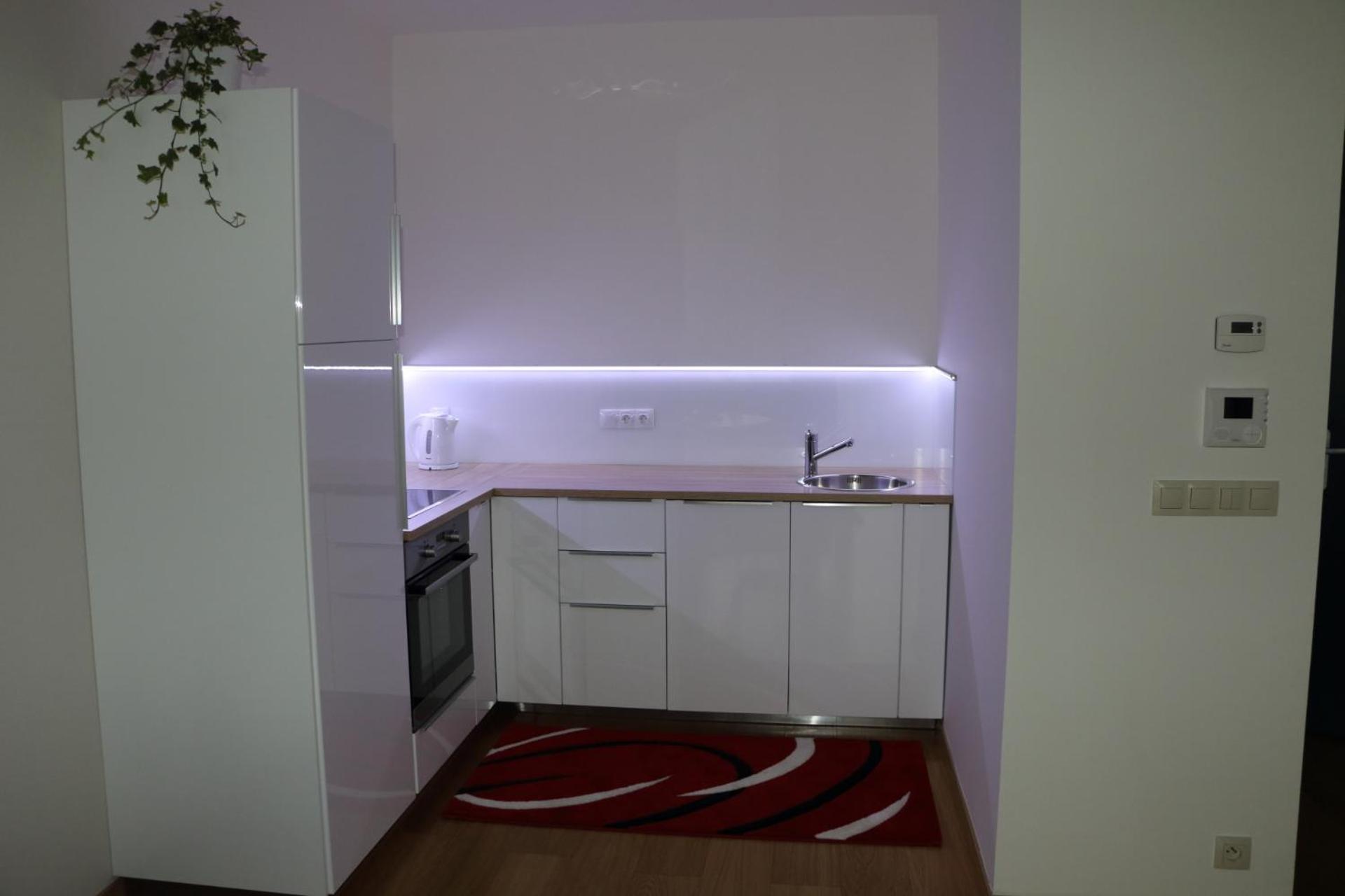 Panorama City Apartment With Free Parking ブラチスラヴァ エクステリア 写真